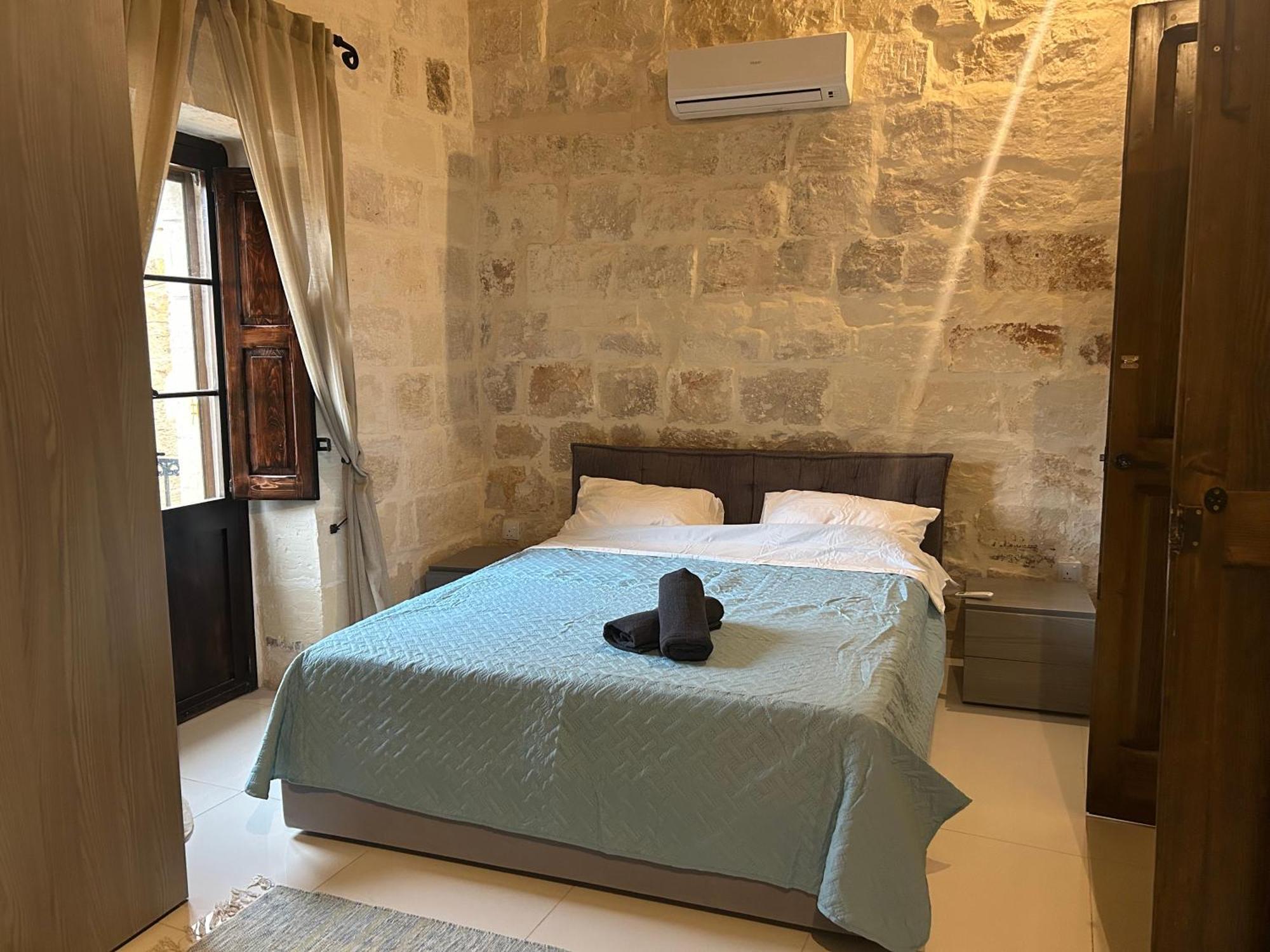 דירות בירקירקארה Traditional House Of Character With Terrace - Central, Cozy & Calm מראה חיצוני תמונה